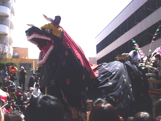 2010_shishimai_4.jpg